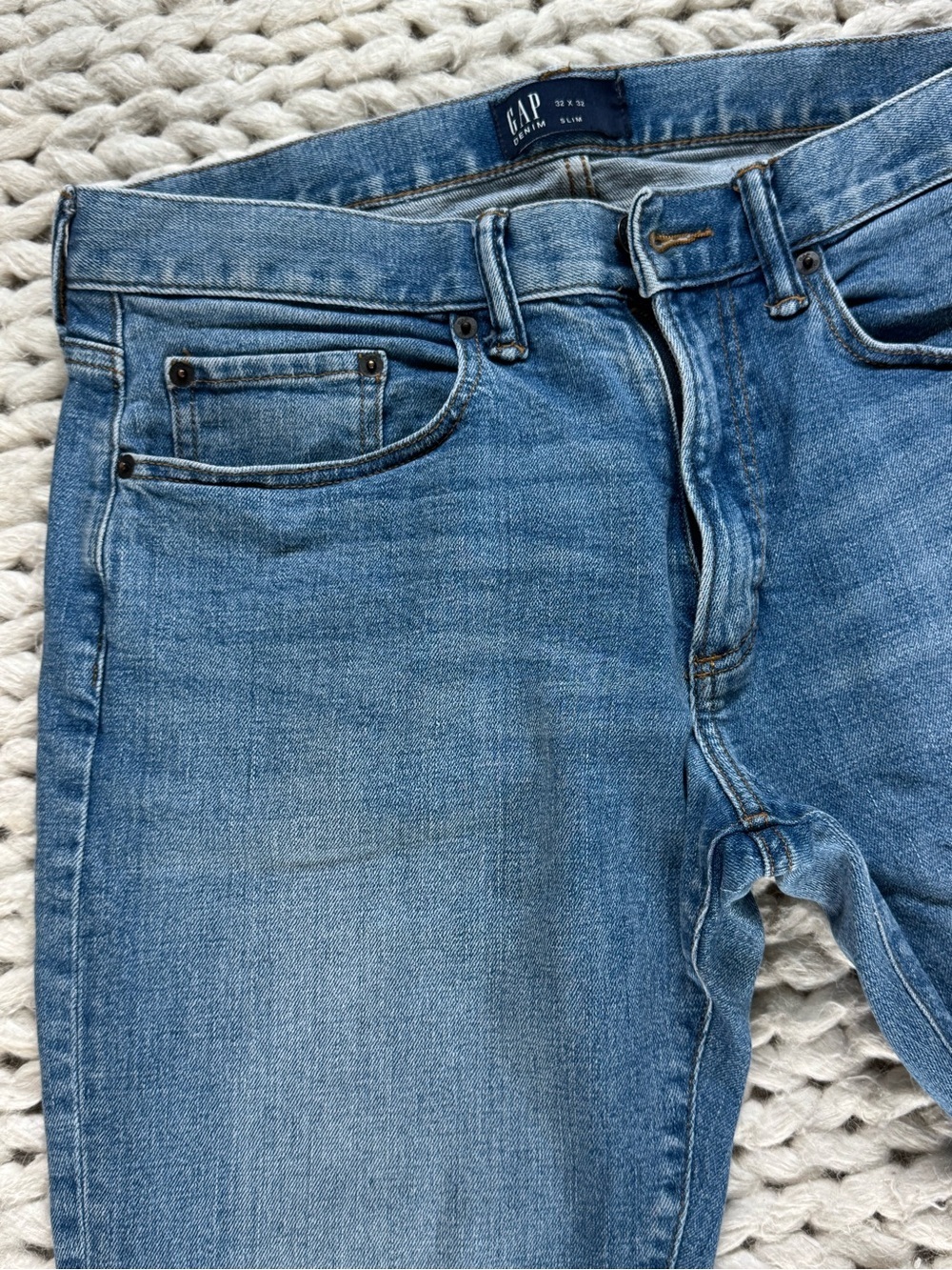 GAP Men's Medium Blue Slim Jeans - Picture 2 of 10